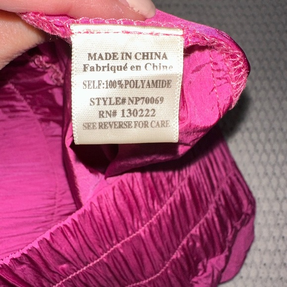 Talulah Pink Shorts Medium - Picture 7 of 7